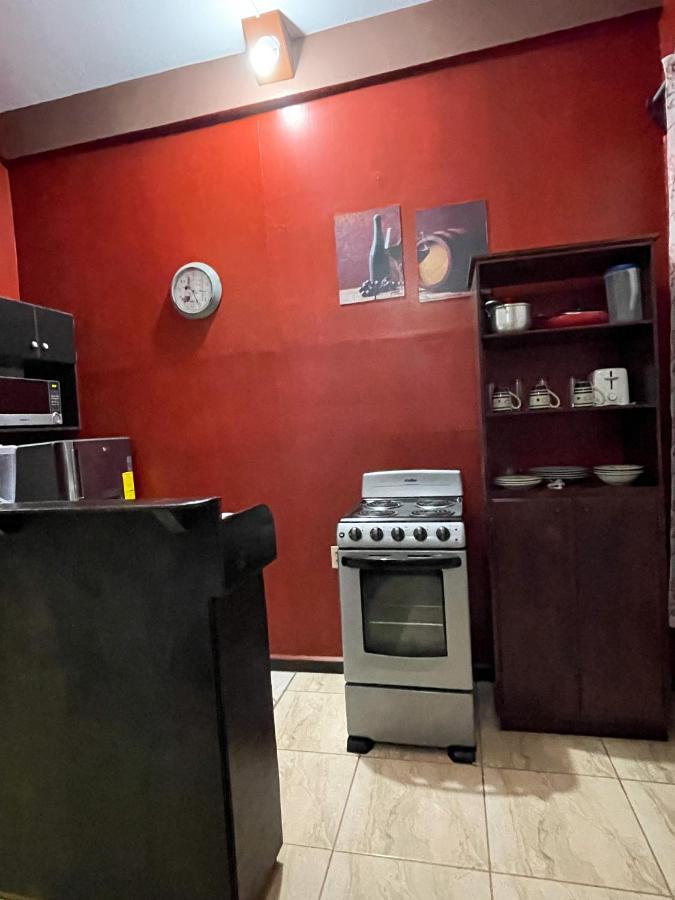 B Aparts Hotel Coxen Hole Zewnętrze zdjęcie