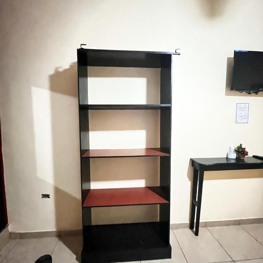 B Aparts Hotel Coxen Hole Zewnętrze zdjęcie