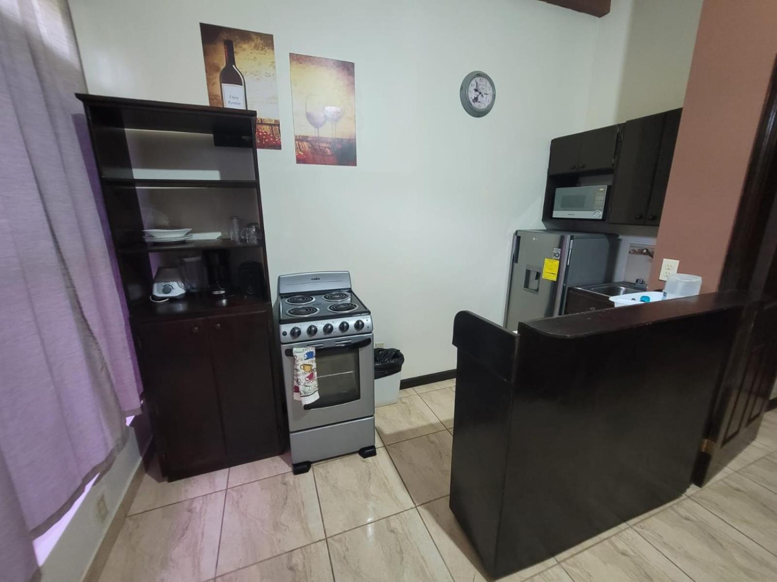 B Aparts Hotel Coxen Hole Zewnętrze zdjęcie